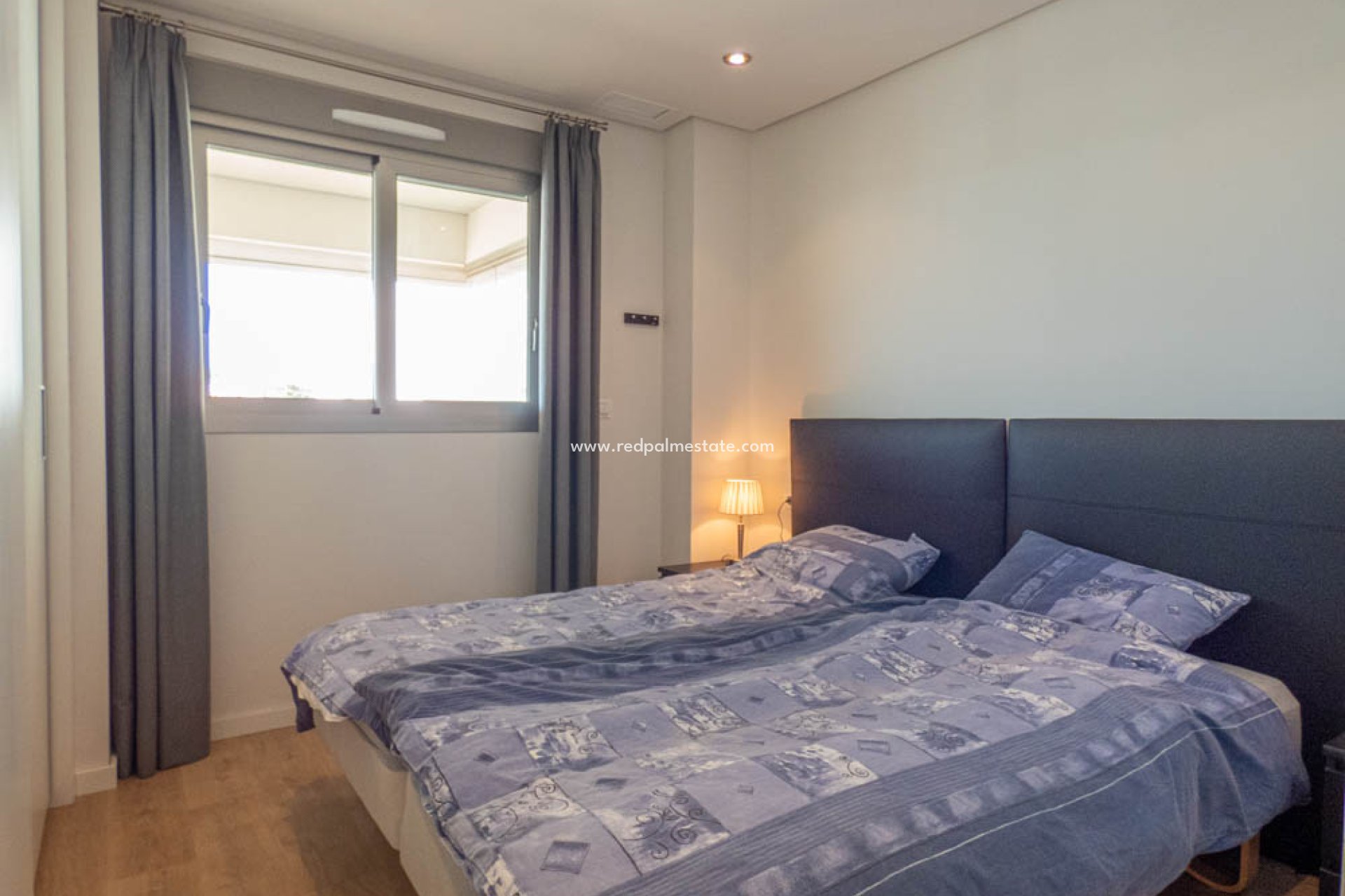 Revente - Appartements -
Orihuela Costa - Inland