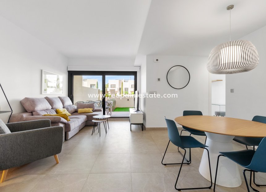 Revente - Appartements -
Orihuela Costa - Inland