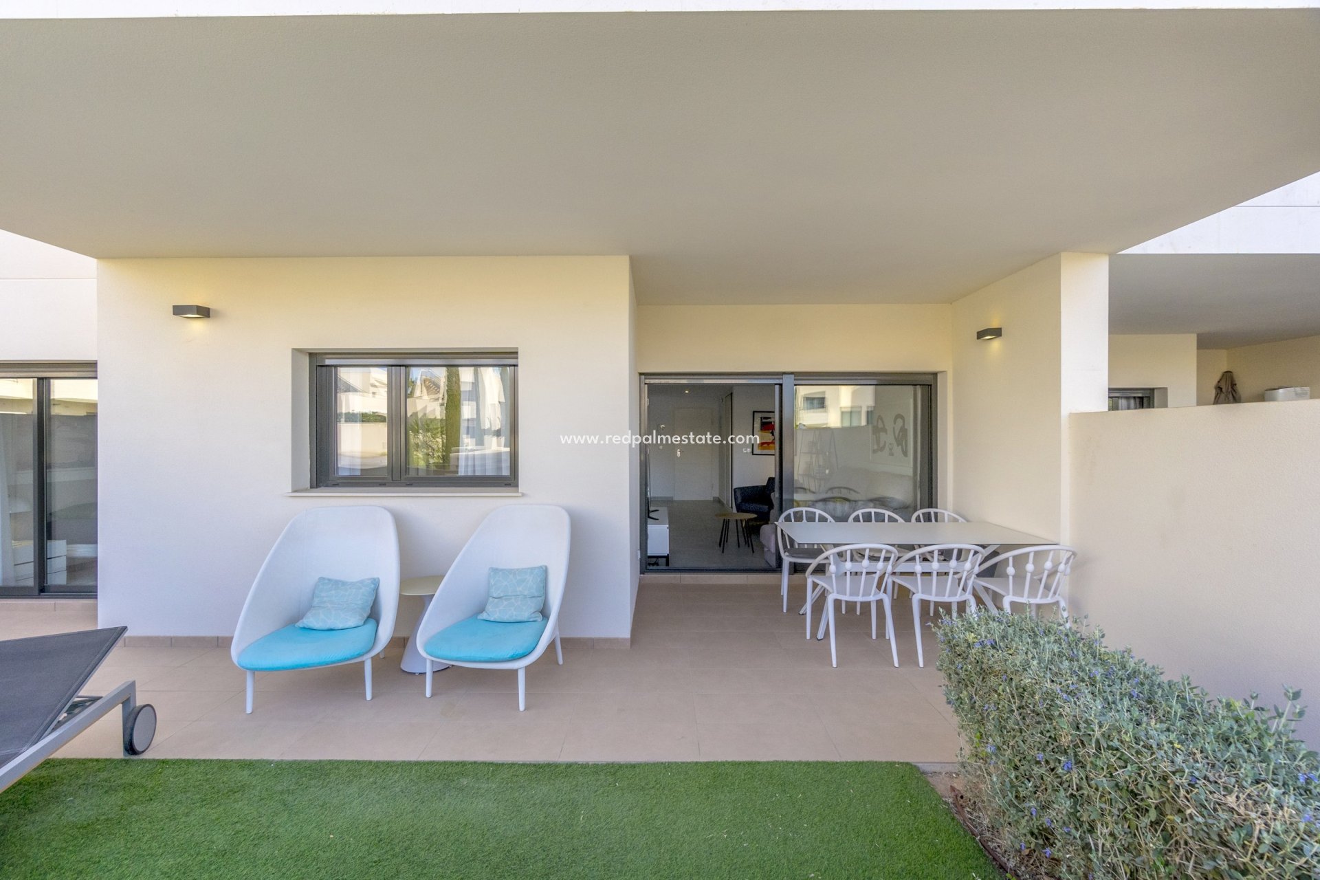 Revente - Appartements -
Orihuela Costa - Inland