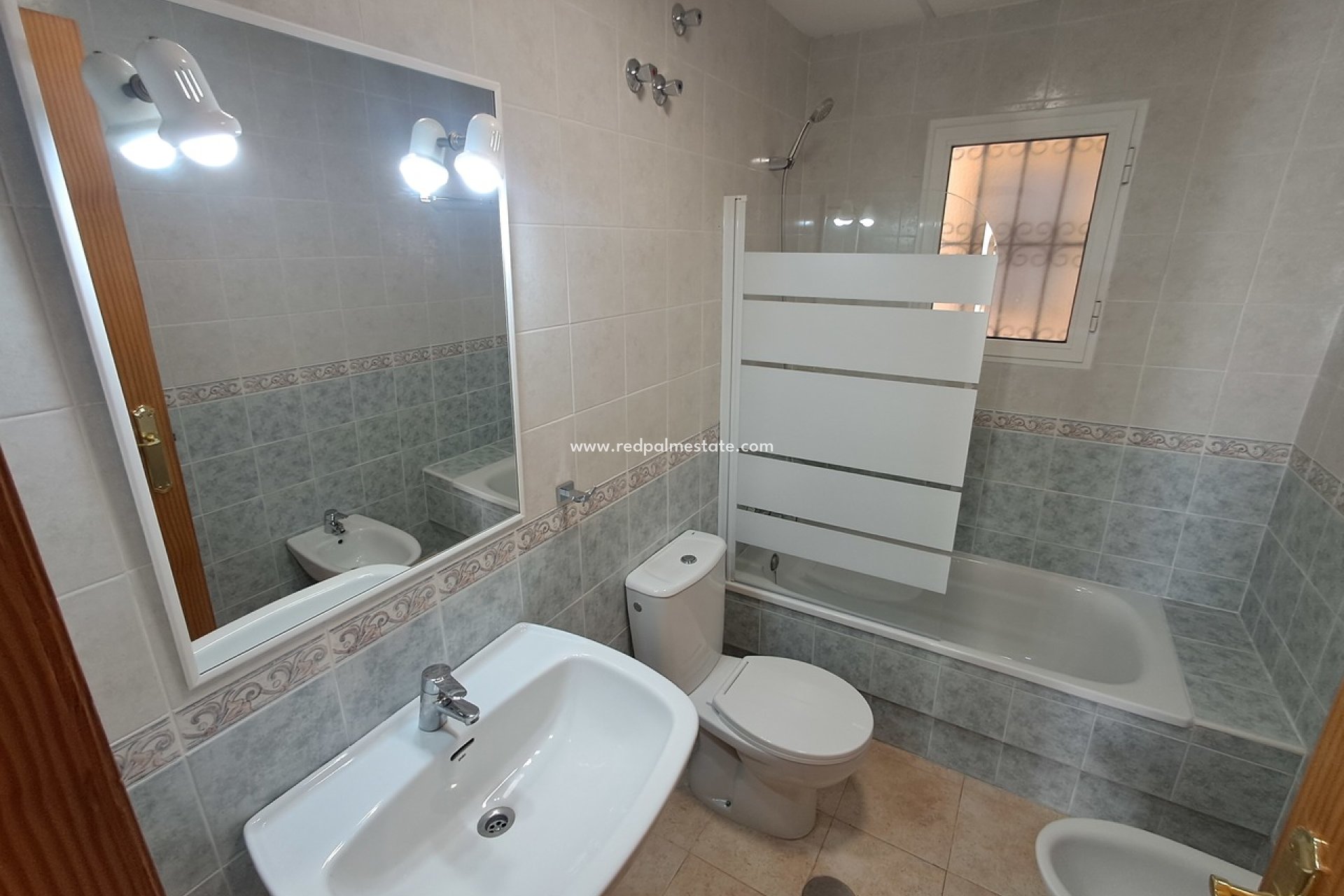 Revente - Appartements -
Orihuela Costa - La Zenia