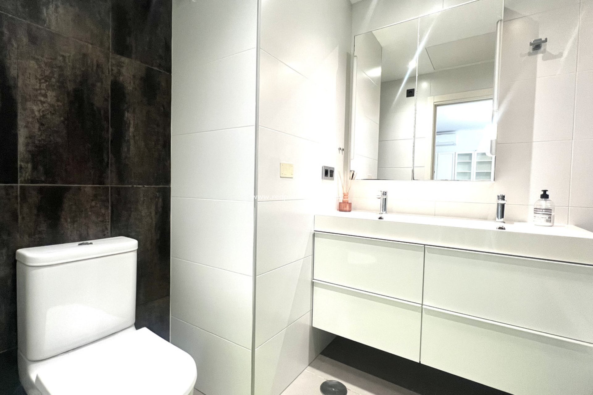 Revente - Appartements -
Orihuela Costa - La Zenia