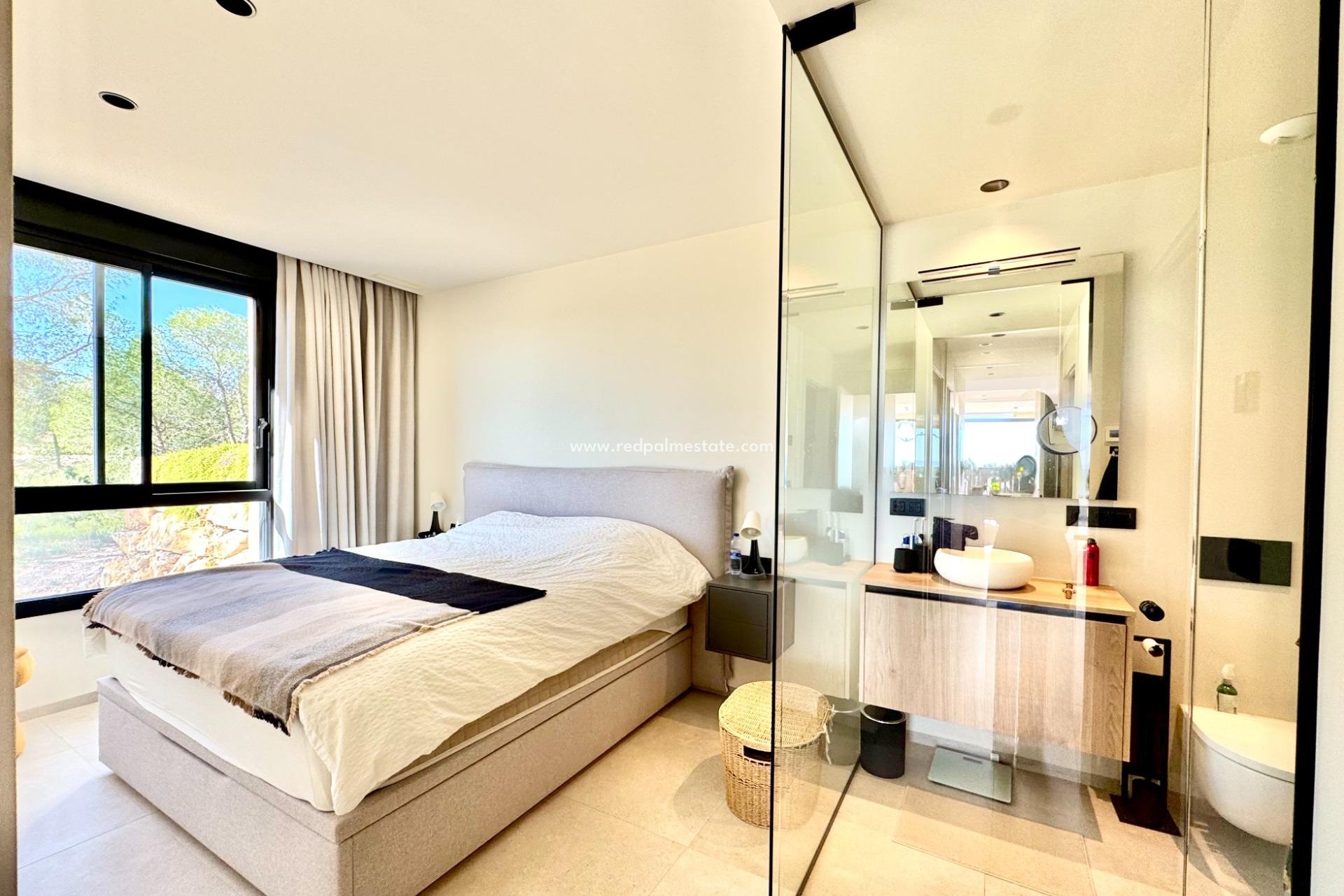 Revente - Appartements -
Orihuela Costa - Las Colinas Golf