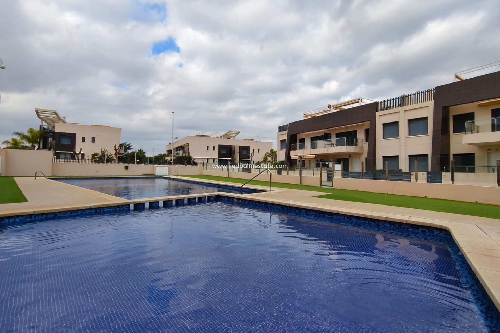 Revente - Appartements -
Orihuela Costa - Mil Palmeras