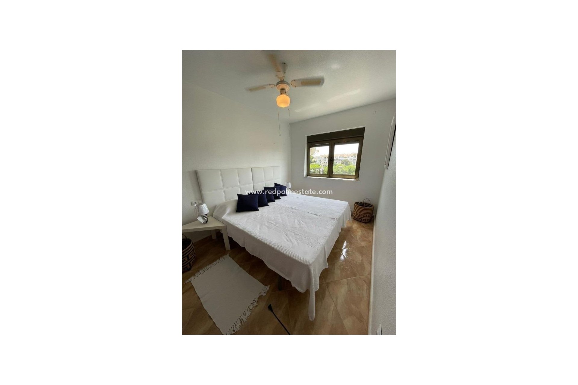 Revente - Appartements -
Orihuela Costa - MUY CERCA DE LA PLAYA