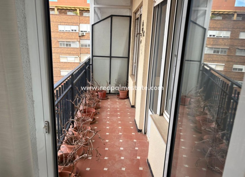 Revente - Appartements -
Orihuela Costa - Orihuela