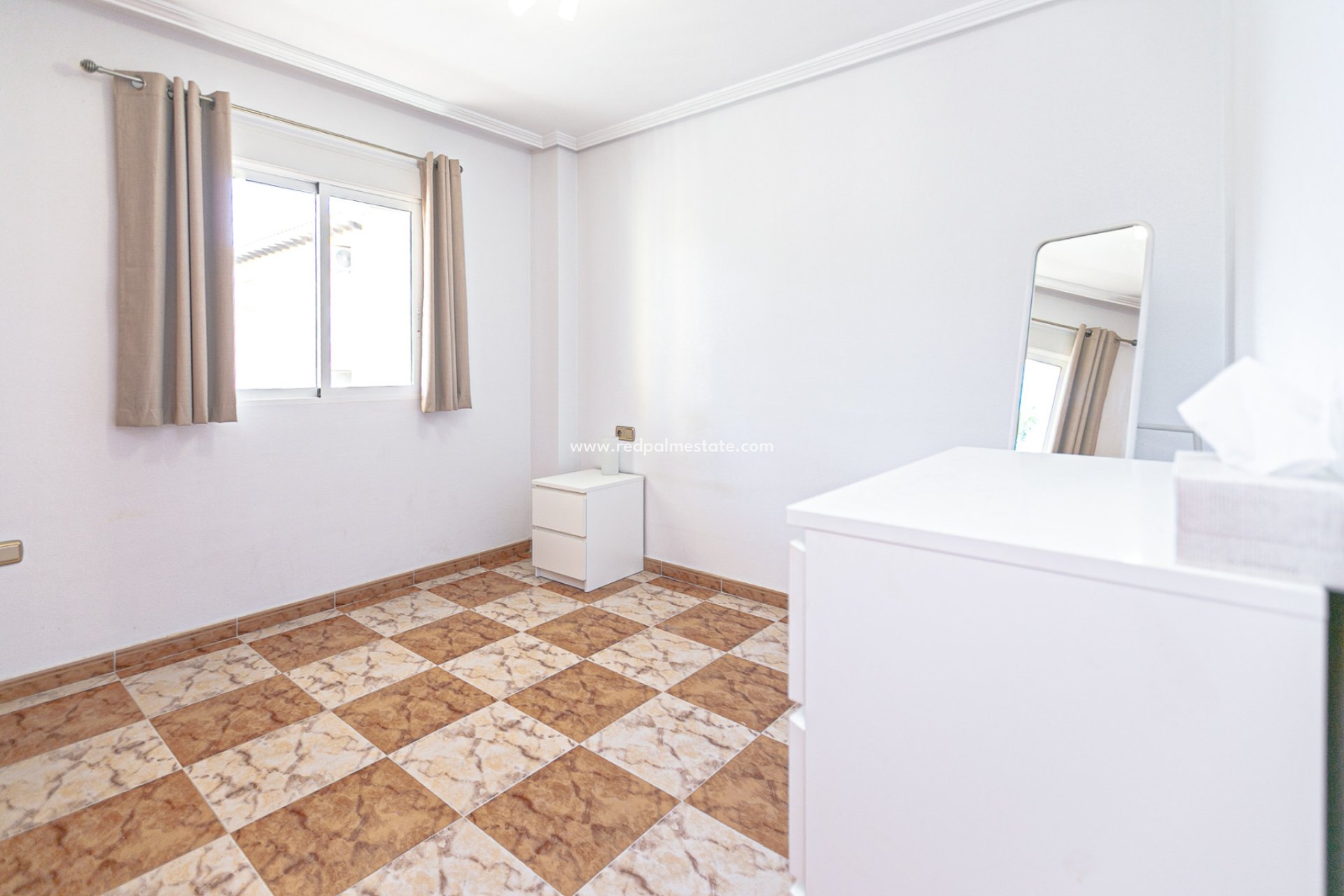 Revente - Appartements -
Orihuela Costa - Pinada Golf