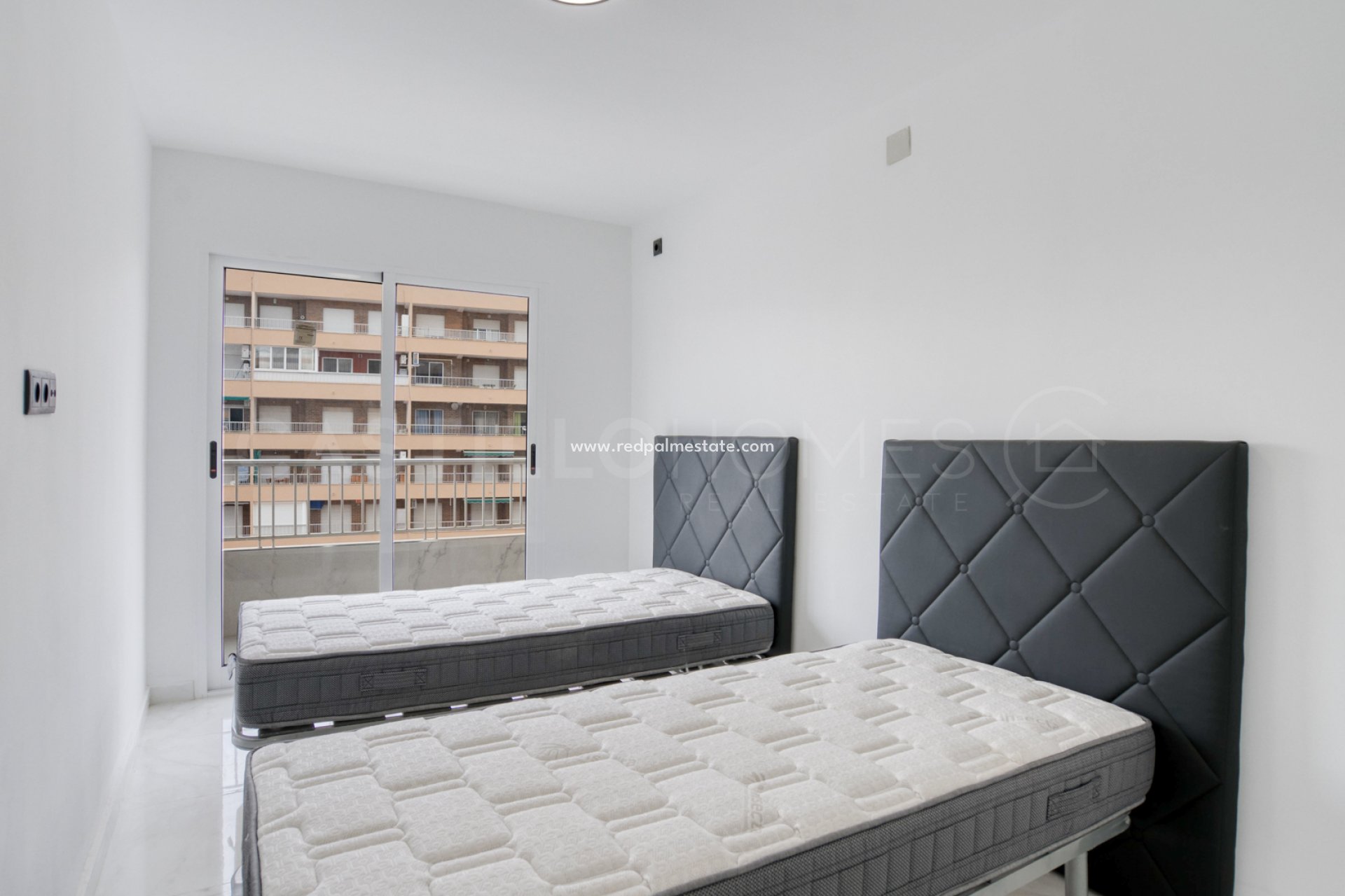 Revente - Appartements -
Orihuela Costa - Punta prima