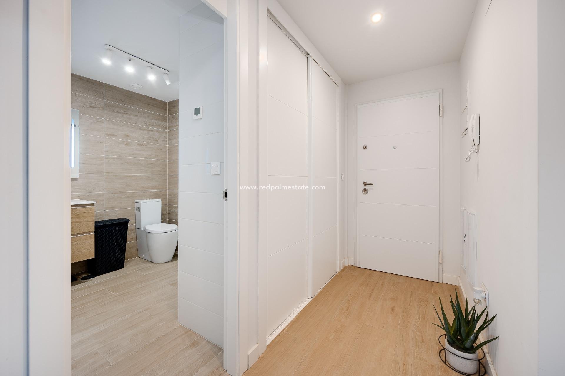 Revente - Appartements -
Orihuela Costa - Villamartín