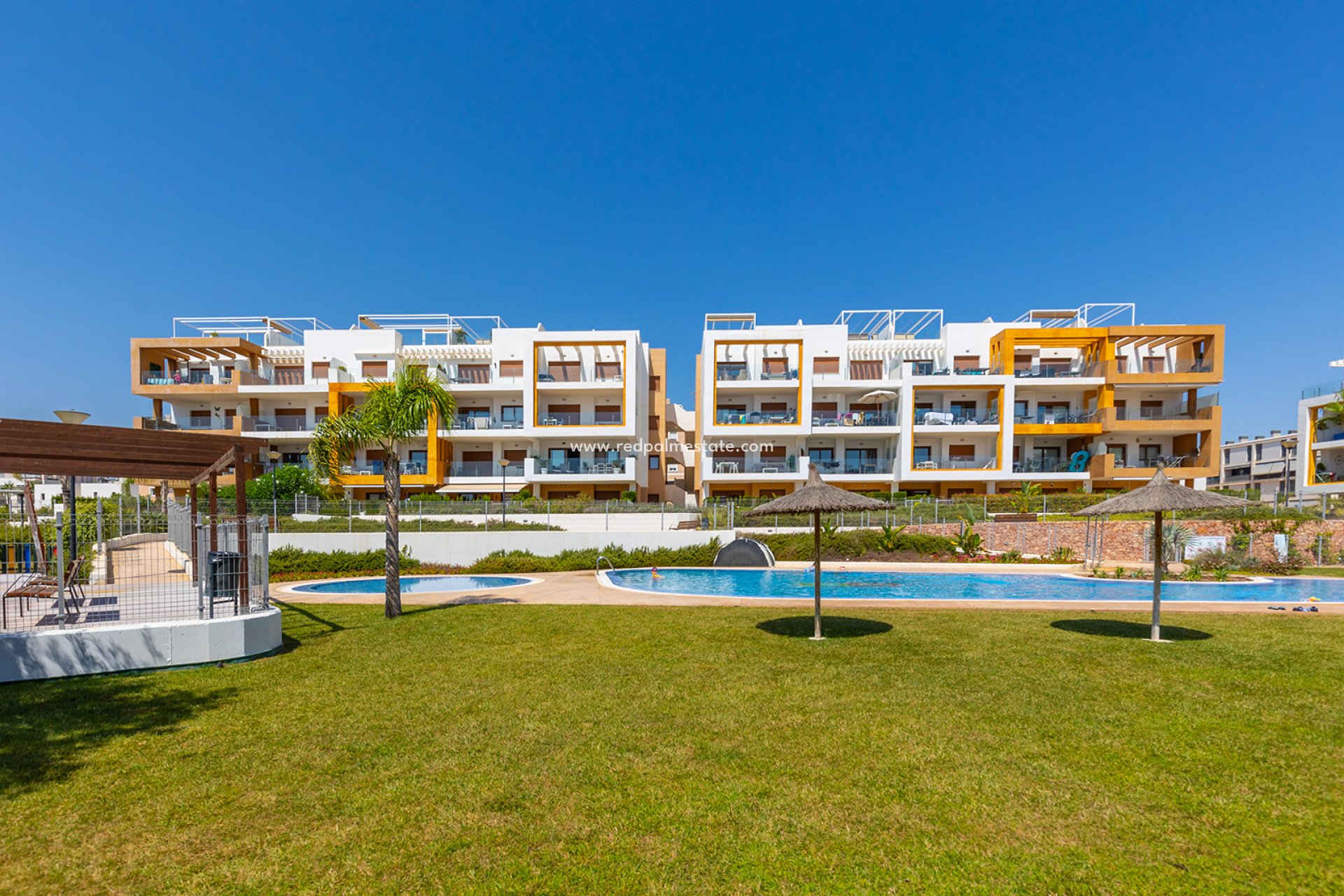 Revente - Appartements -
Orihuela Costa - Villamartín