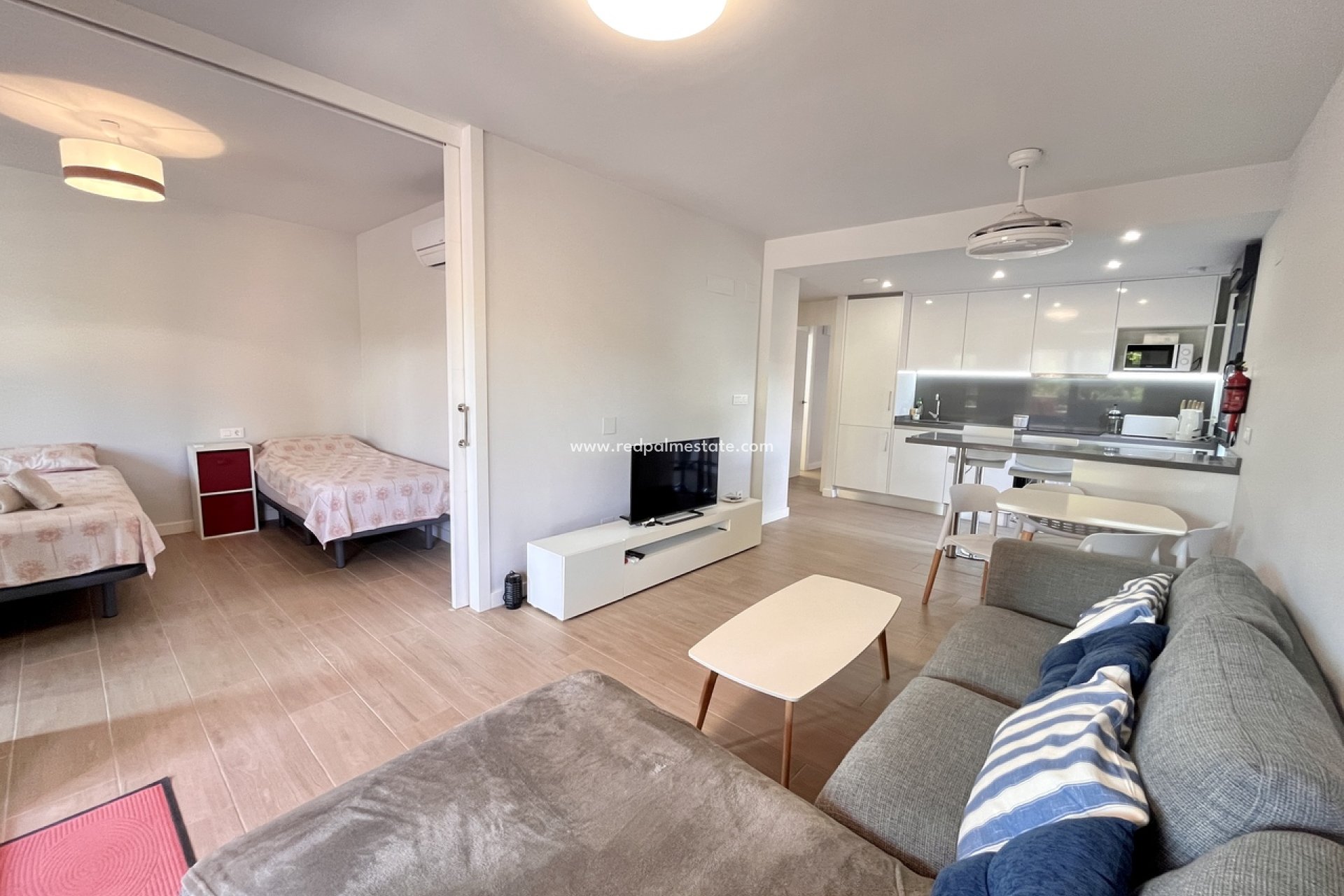 Revente - Appartements -
Orihuela Costa - Villamartín