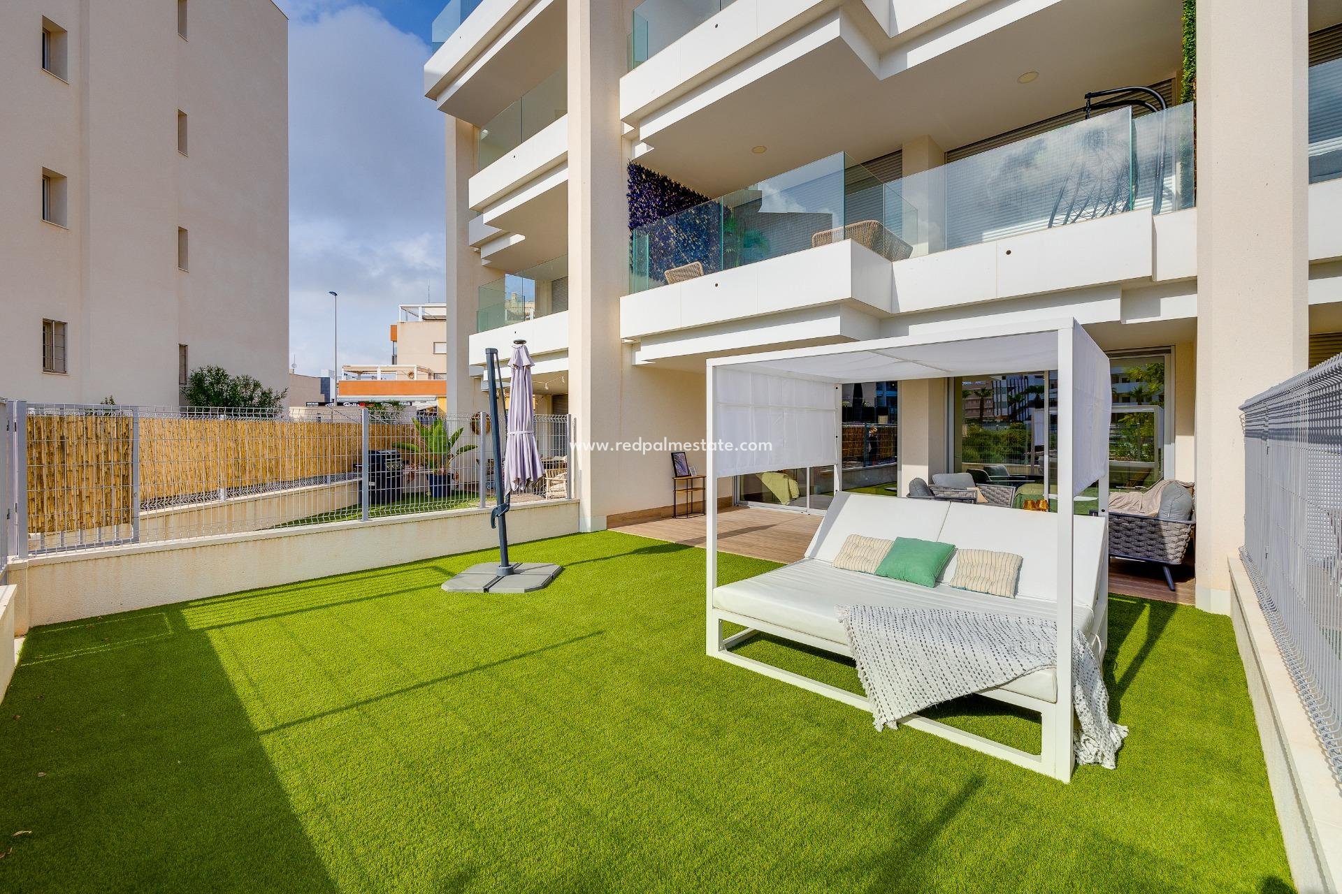 Revente - Appartements -
Orihuela Costa - Villamartín