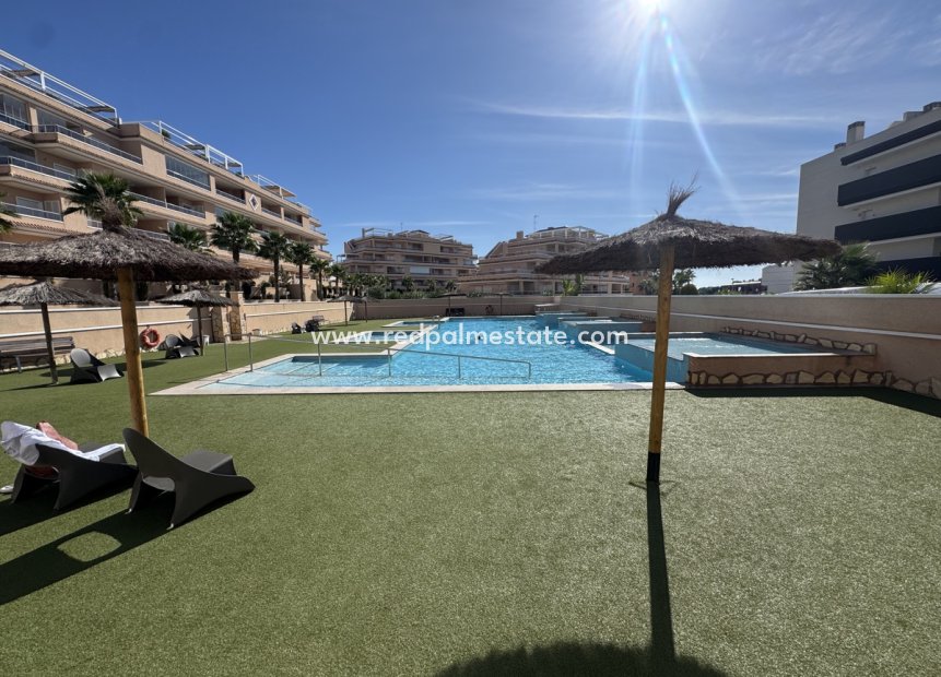 Revente - Appartements -
Orihuela Costa - Villamartín