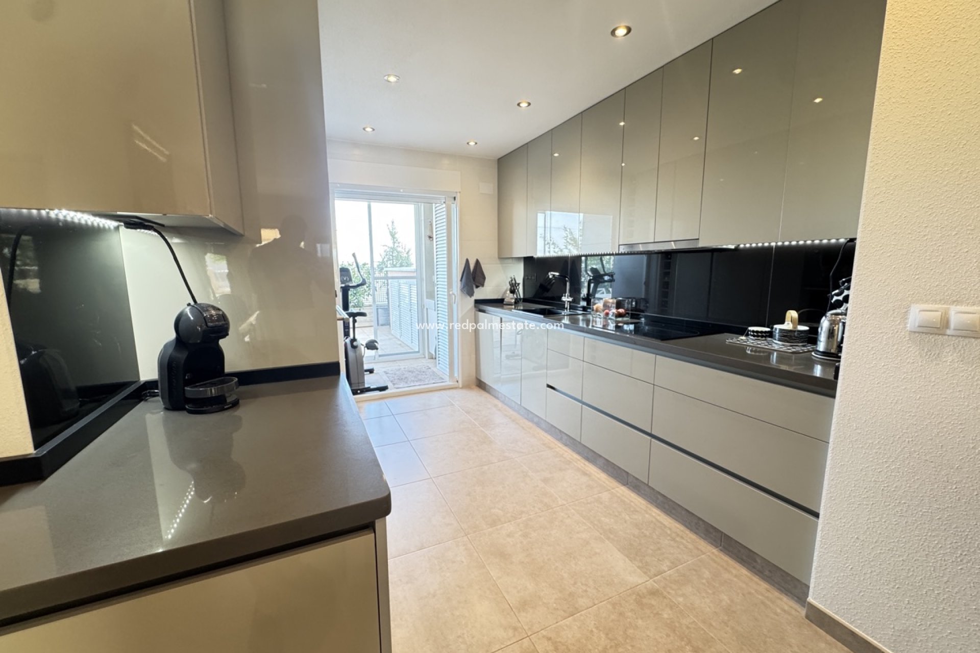 Revente - Appartements -
Orihuela Costa - Villamartín