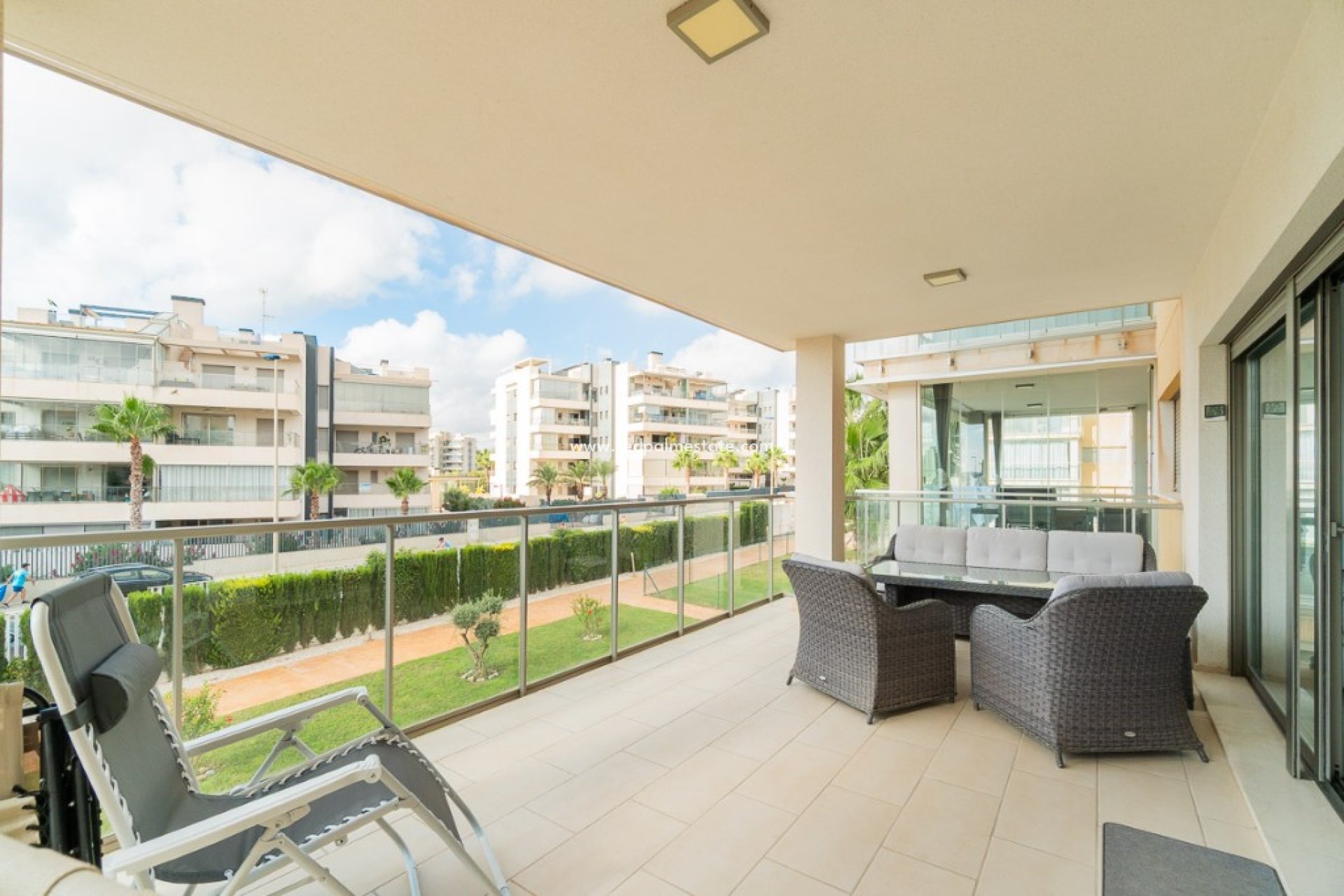 Revente - Appartements -
Orihuela Costa - Villamartín