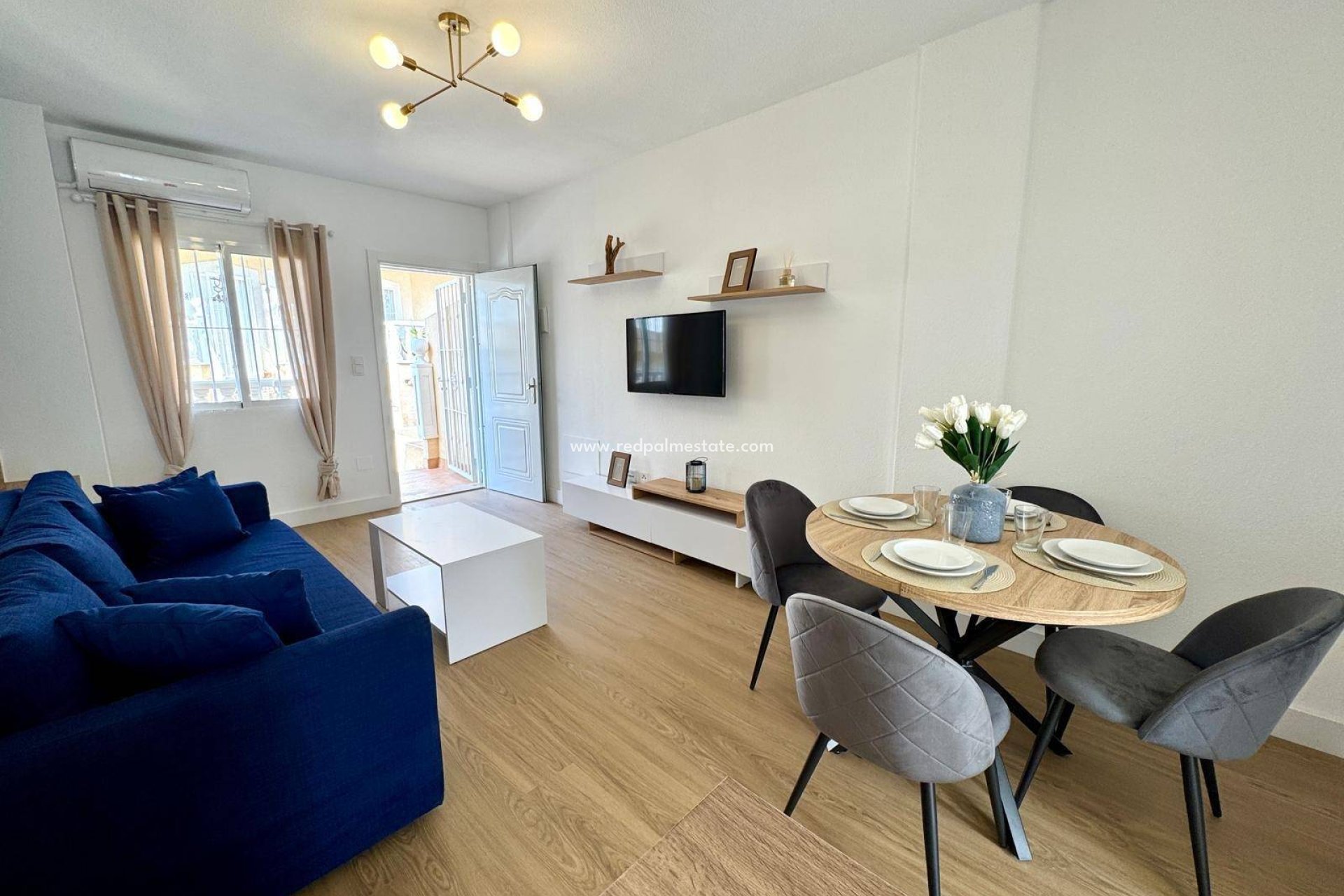 Revente - Appartements -
Orihuela Costa - Villamartín