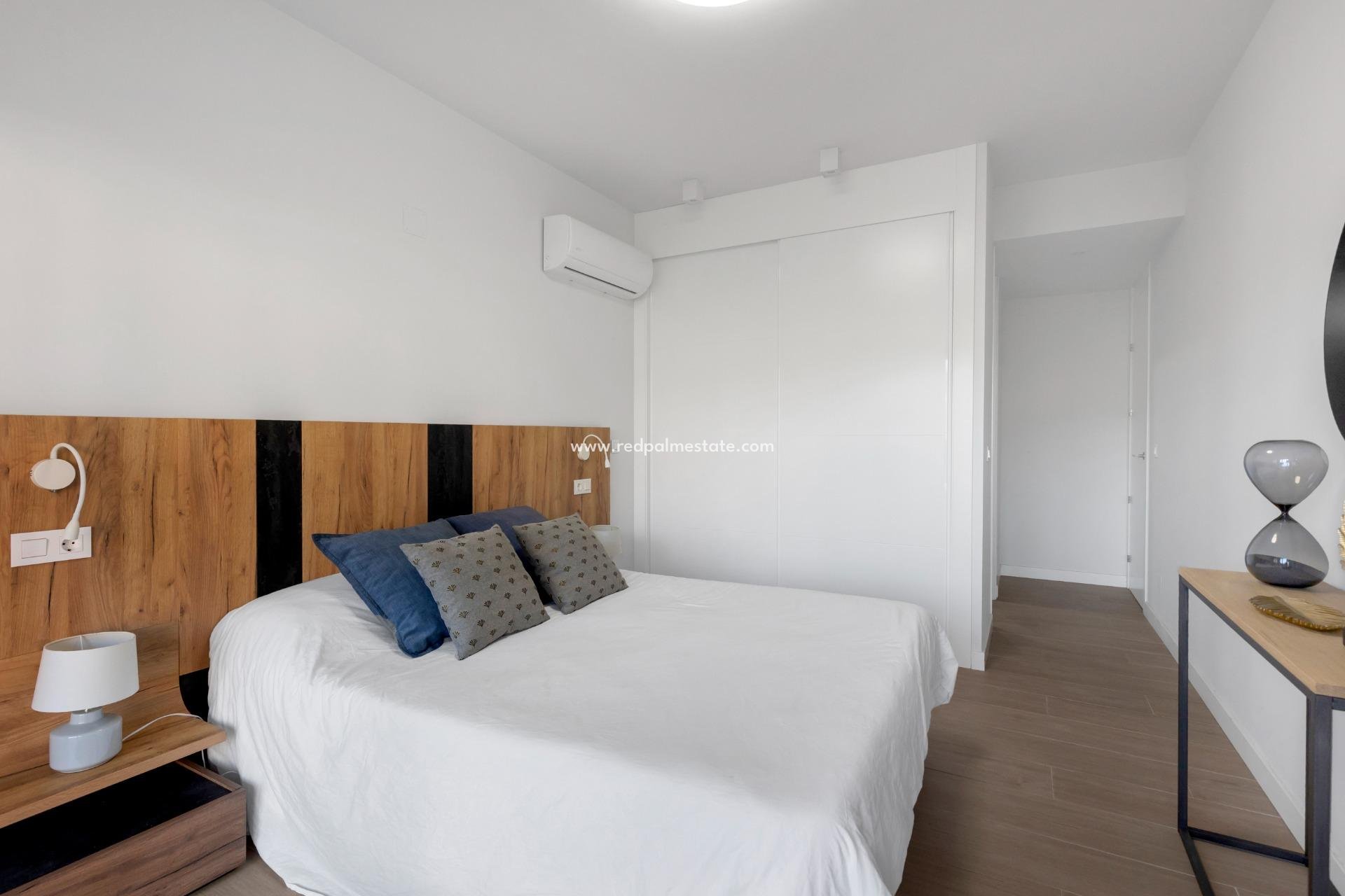 Revente - Appartements -
Orihuela Costa - Villamartín