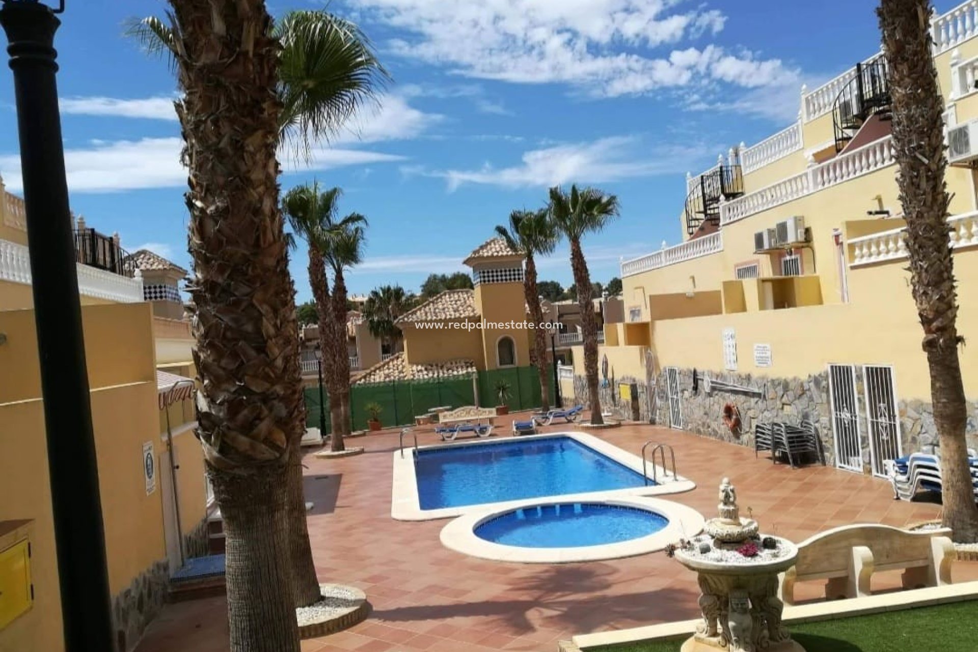 Revente - Appartements -
Orihuela Costa - Villamartín