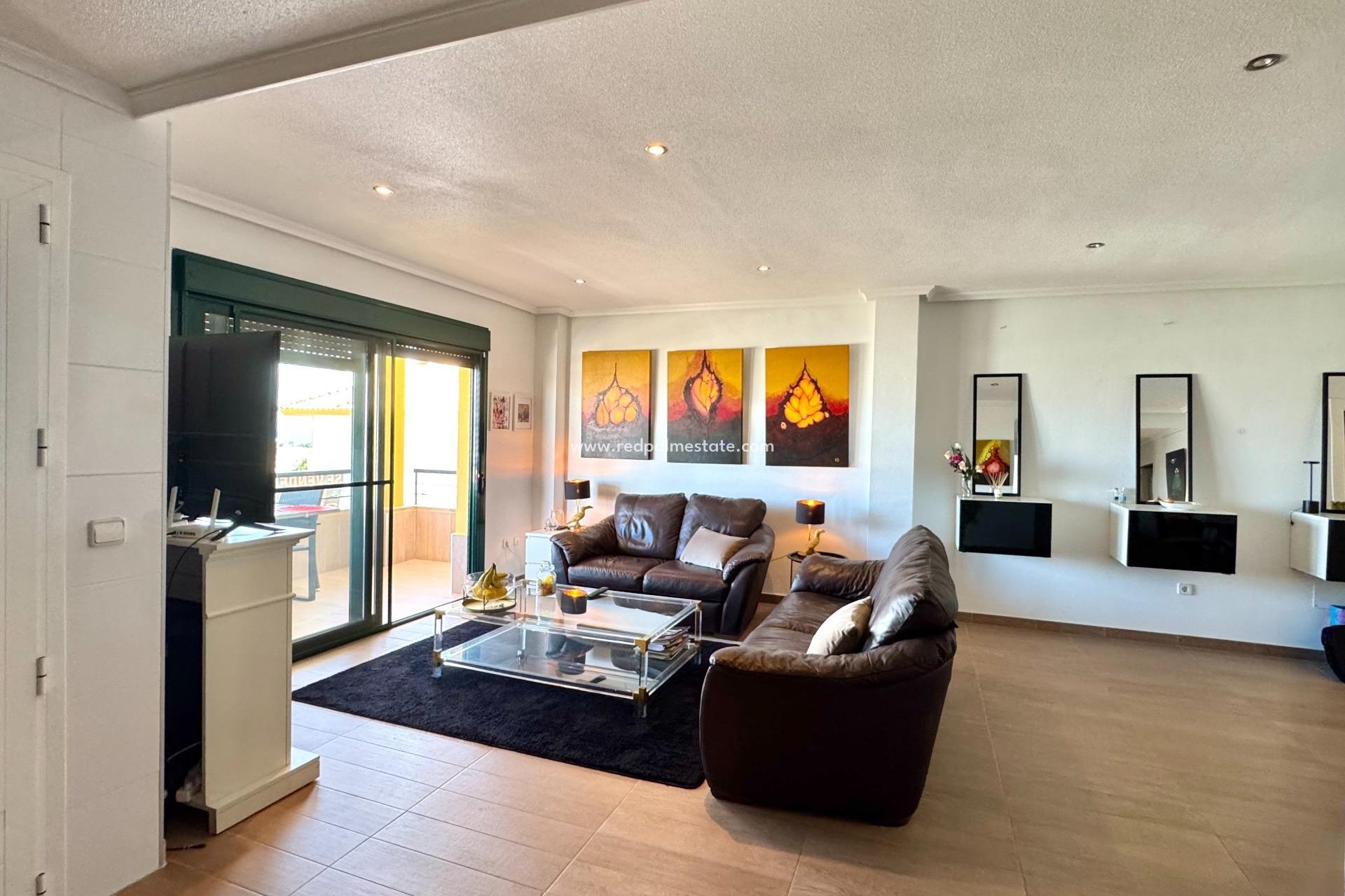 Revente - Appartements -
Orihuela Costa - Villamartín