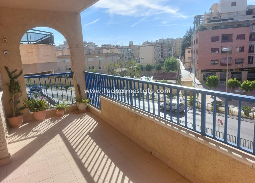 Revente - Appartements -
Orihuela Costa - Zona Centro