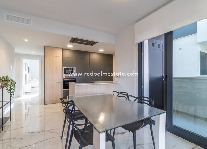 Revente - Appartements -
Orihuela Costa