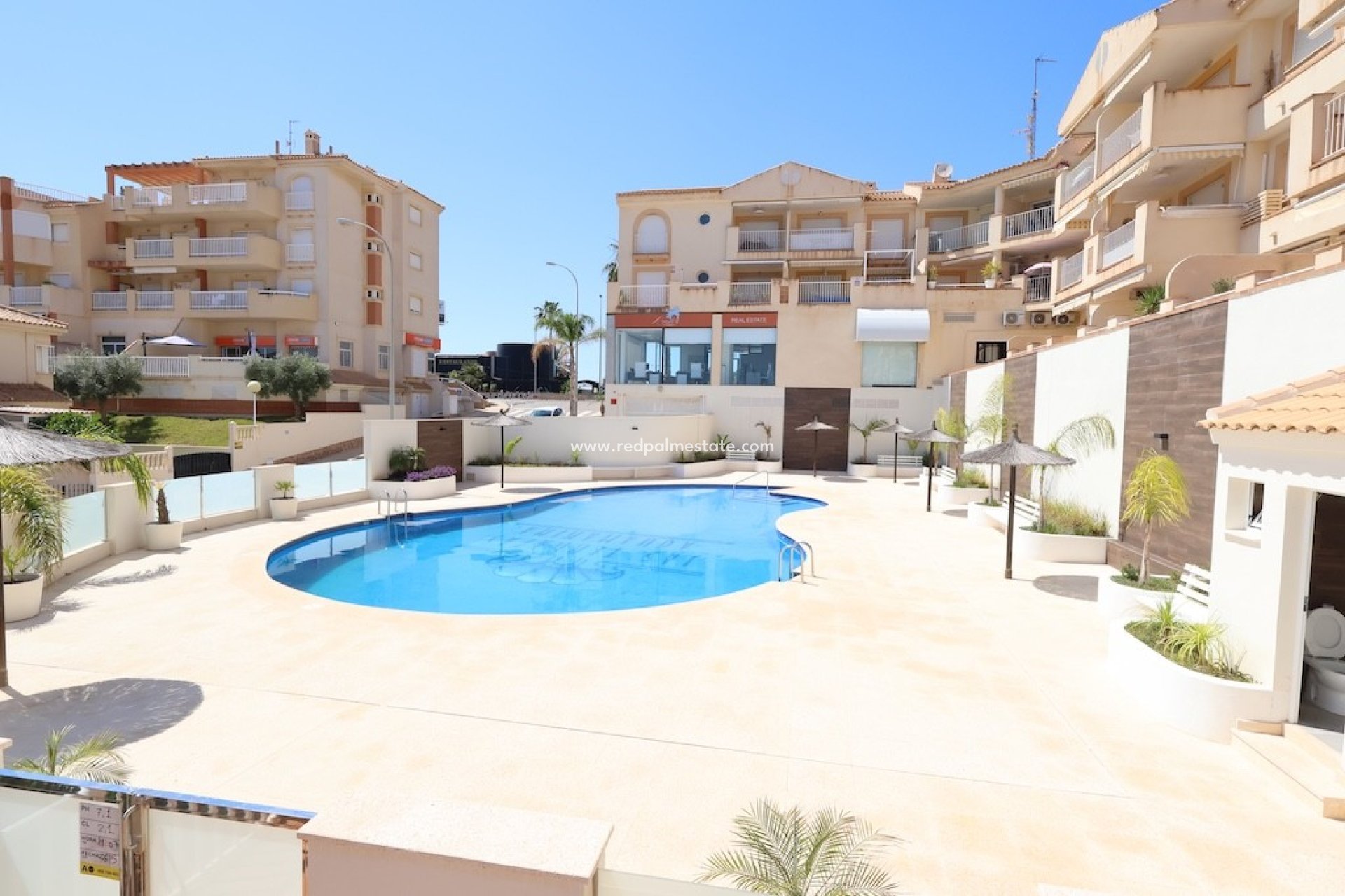 Revente - Appartements -
Orihuela Costa