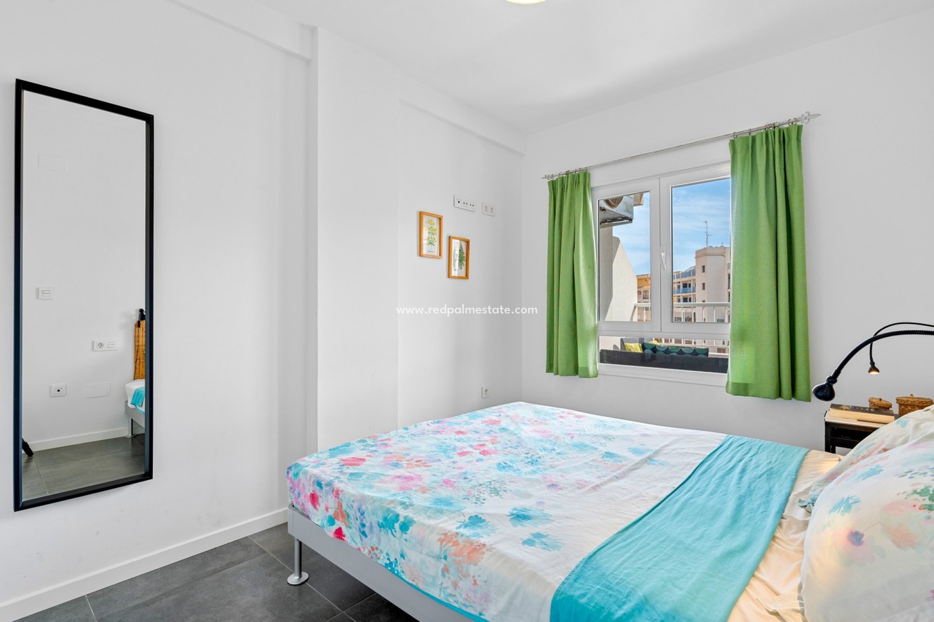 Revente - Appartements -
Orihuela Costa