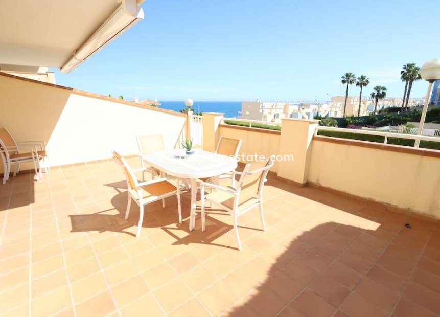 Revente - Appartements -
Orihuela Costa