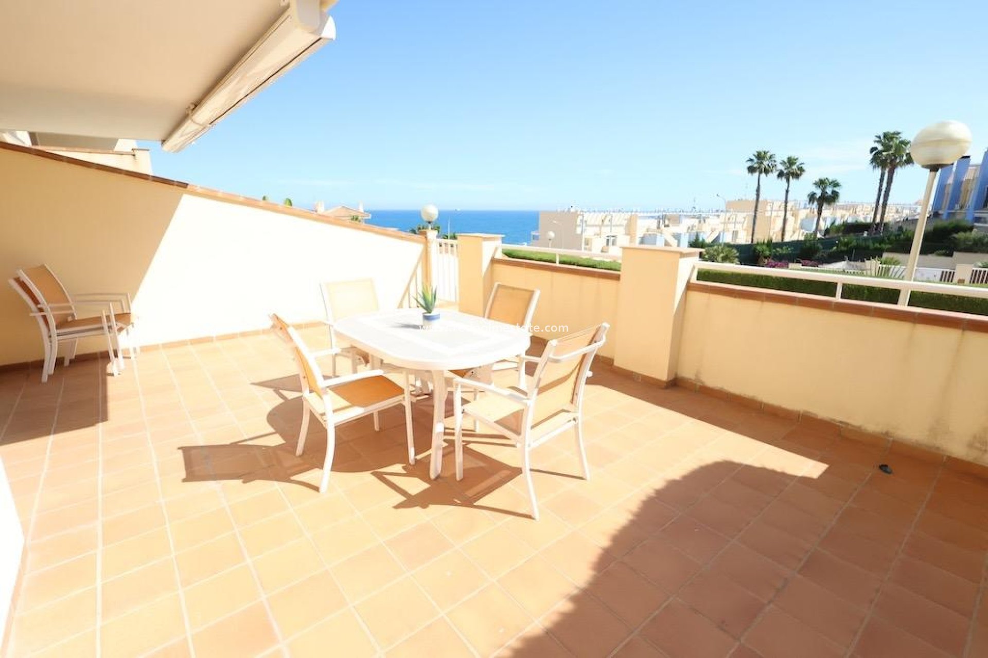 Revente - Appartements -
Orihuela Costa