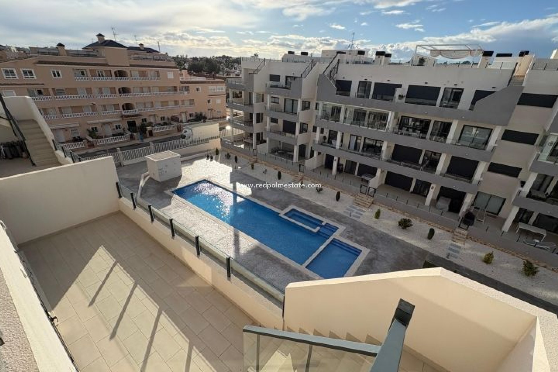 Revente - Appartements -
Orihuela Costa