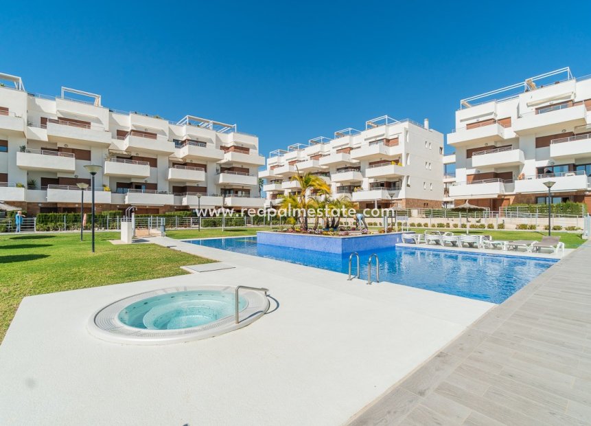 Revente - Appartements -
Orihuela Costa