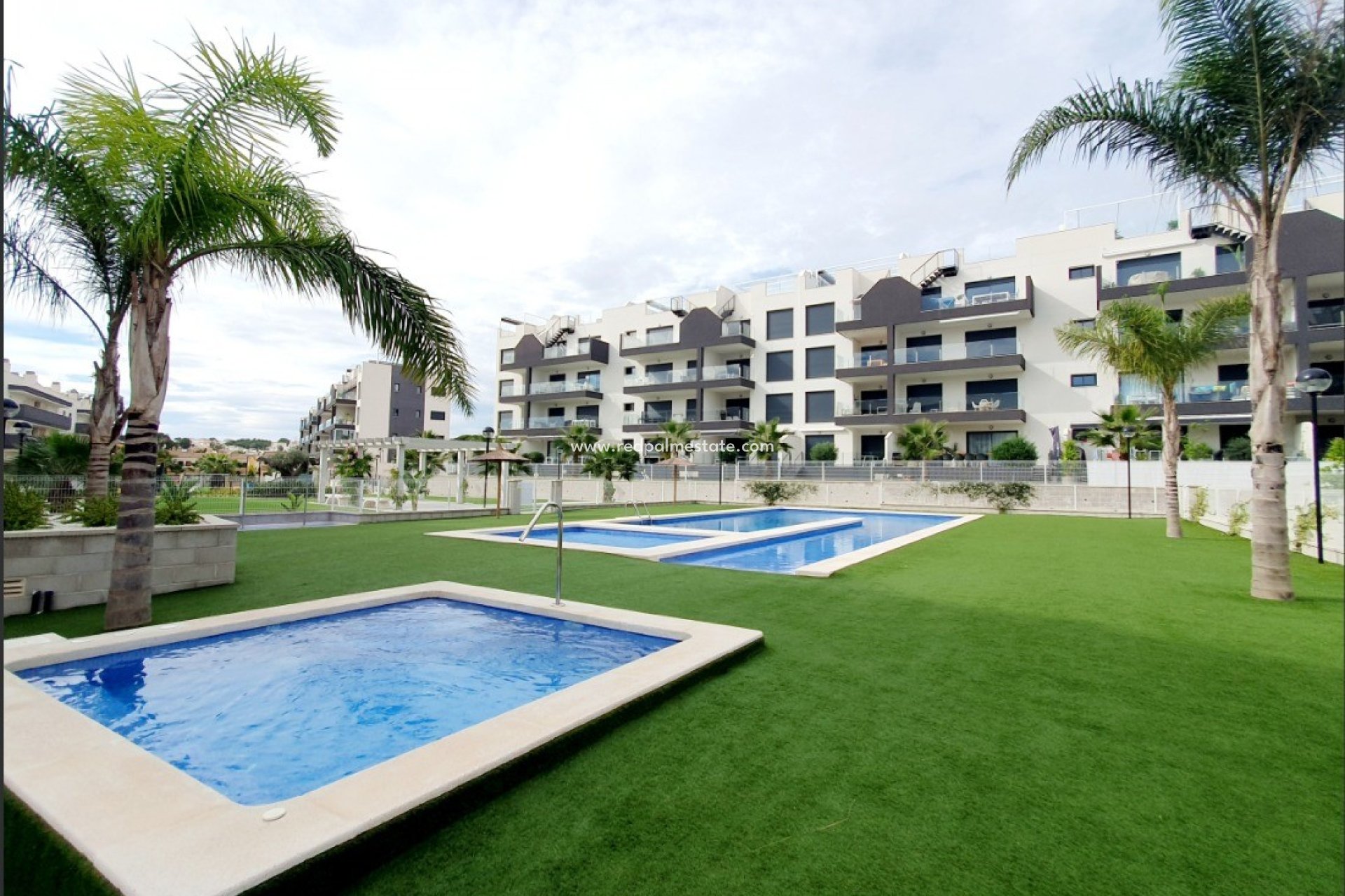 Revente - Appartements -
Orihuela Costa