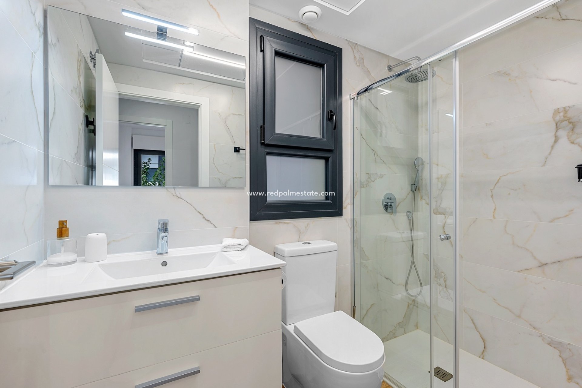 Revente - Appartements -
Orihuela Costa