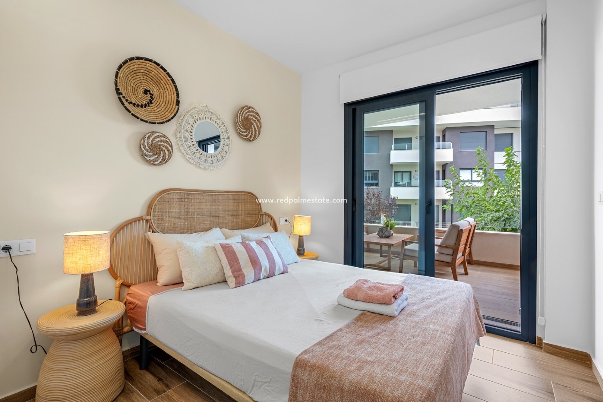 Revente - Appartements -
Orihuela Costa