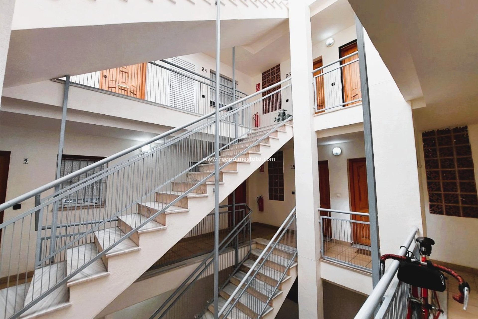 Revente - Appartements -
Orihuela Costa