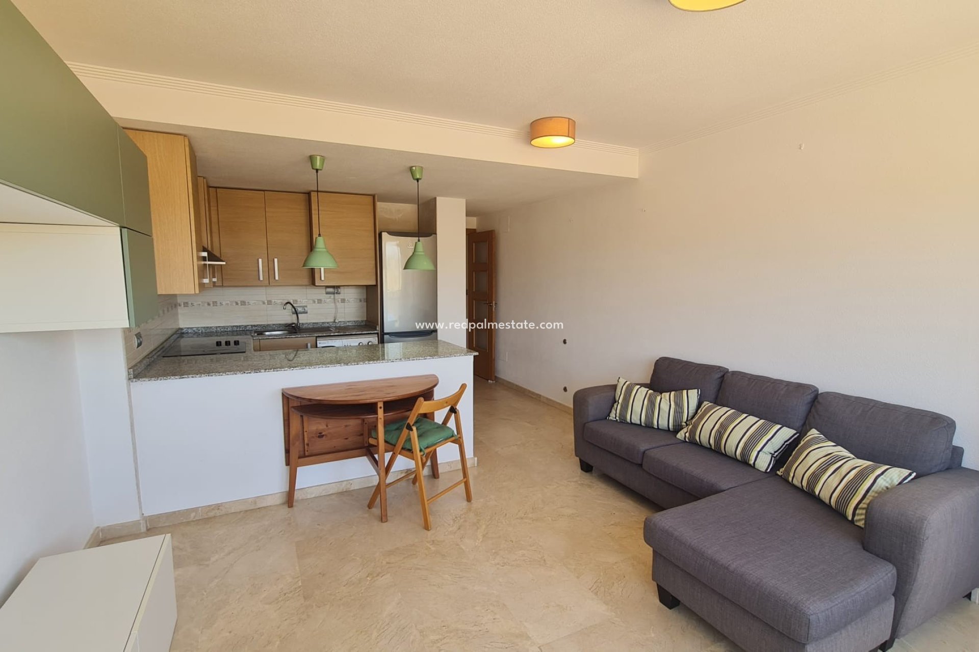 Revente - Appartements -
Pinoso - Inland