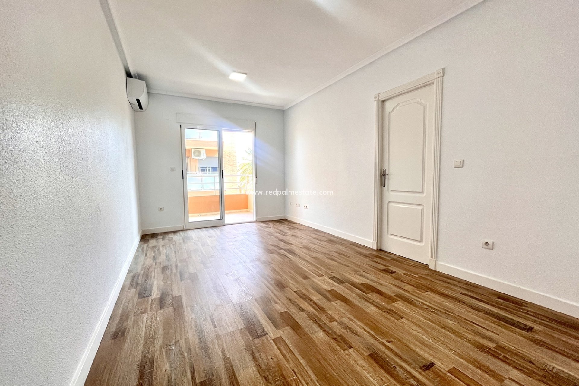 Revente - Appartements -
San Miguel de Salinas - Inland