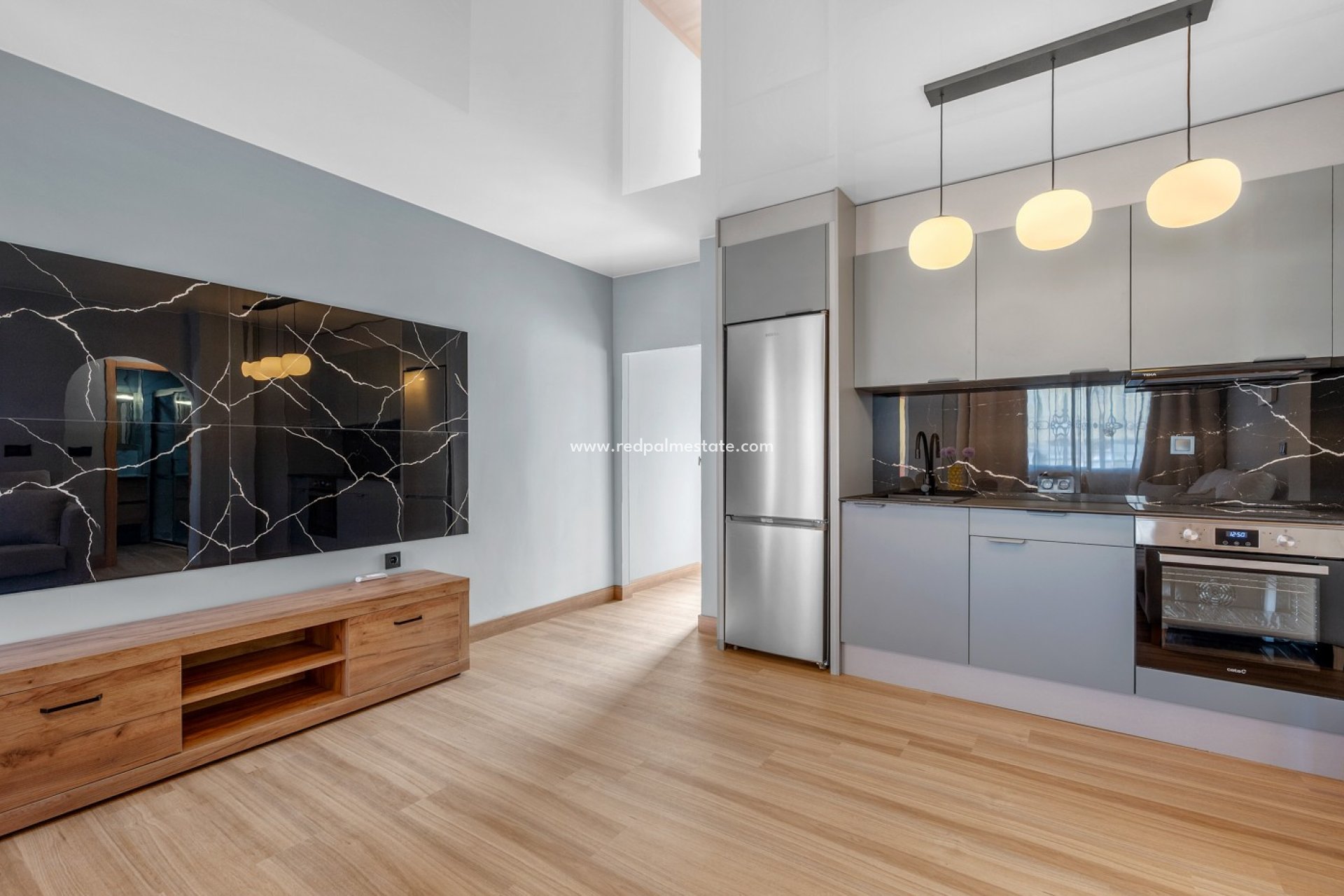 Revente - Appartements -
San Miguel de Salinas - Inland