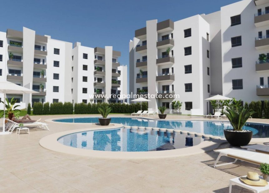 Revente - Appartements -
San Miguel de Salinas - Inland