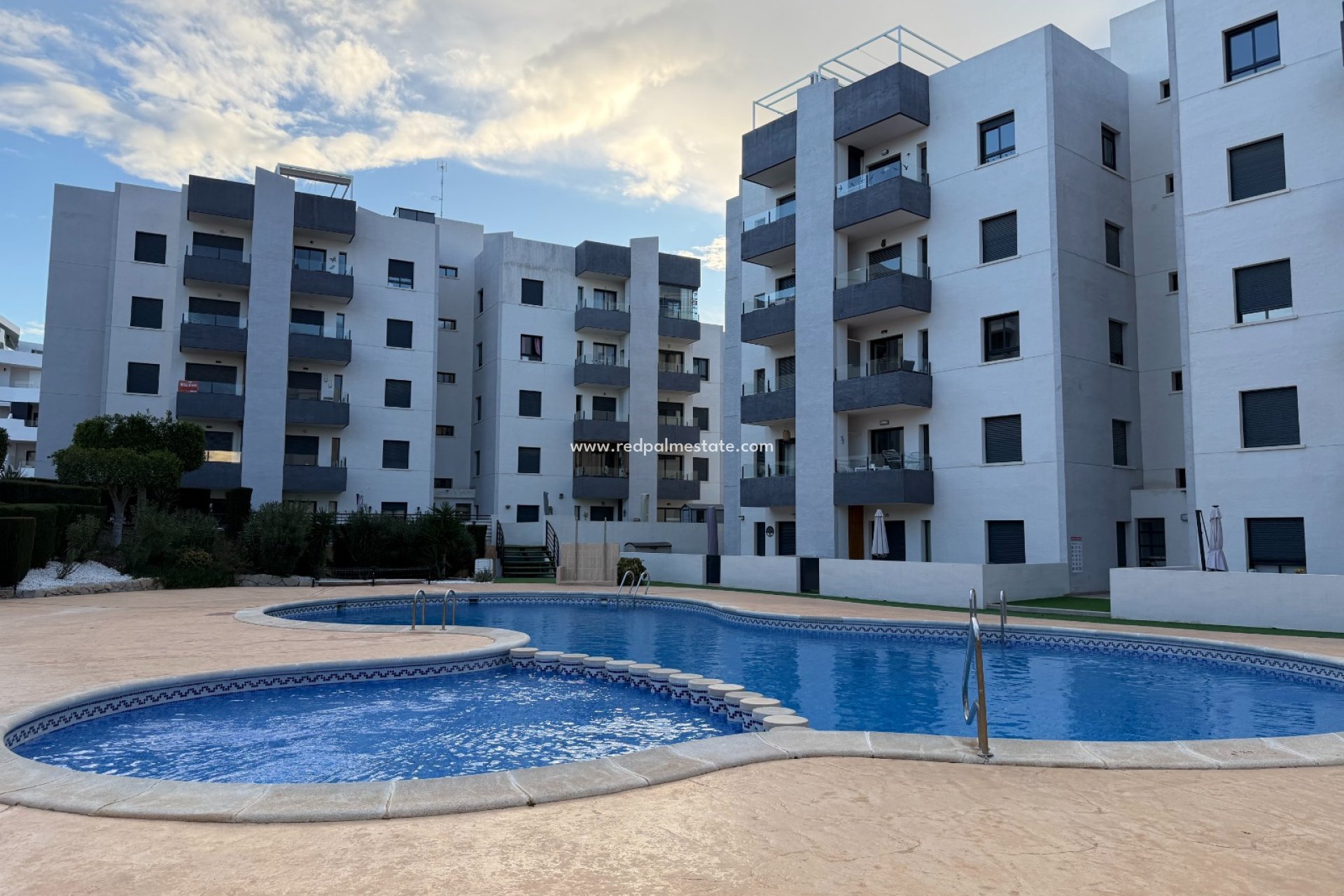 Revente - Appartements -
San Miguel de Salinas - Inland