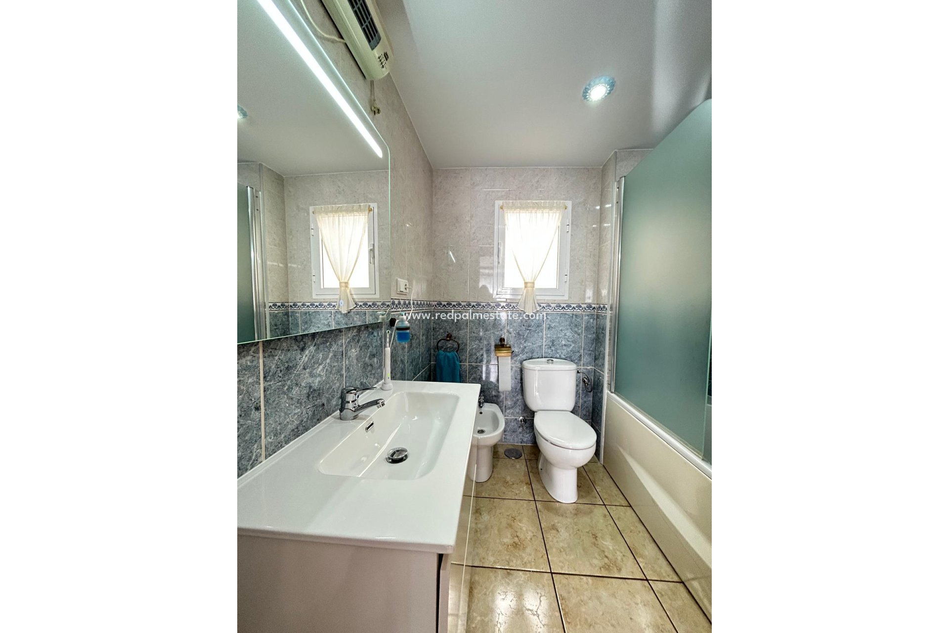 Revente - Appartements -
Santa Pola - Costa Blanca