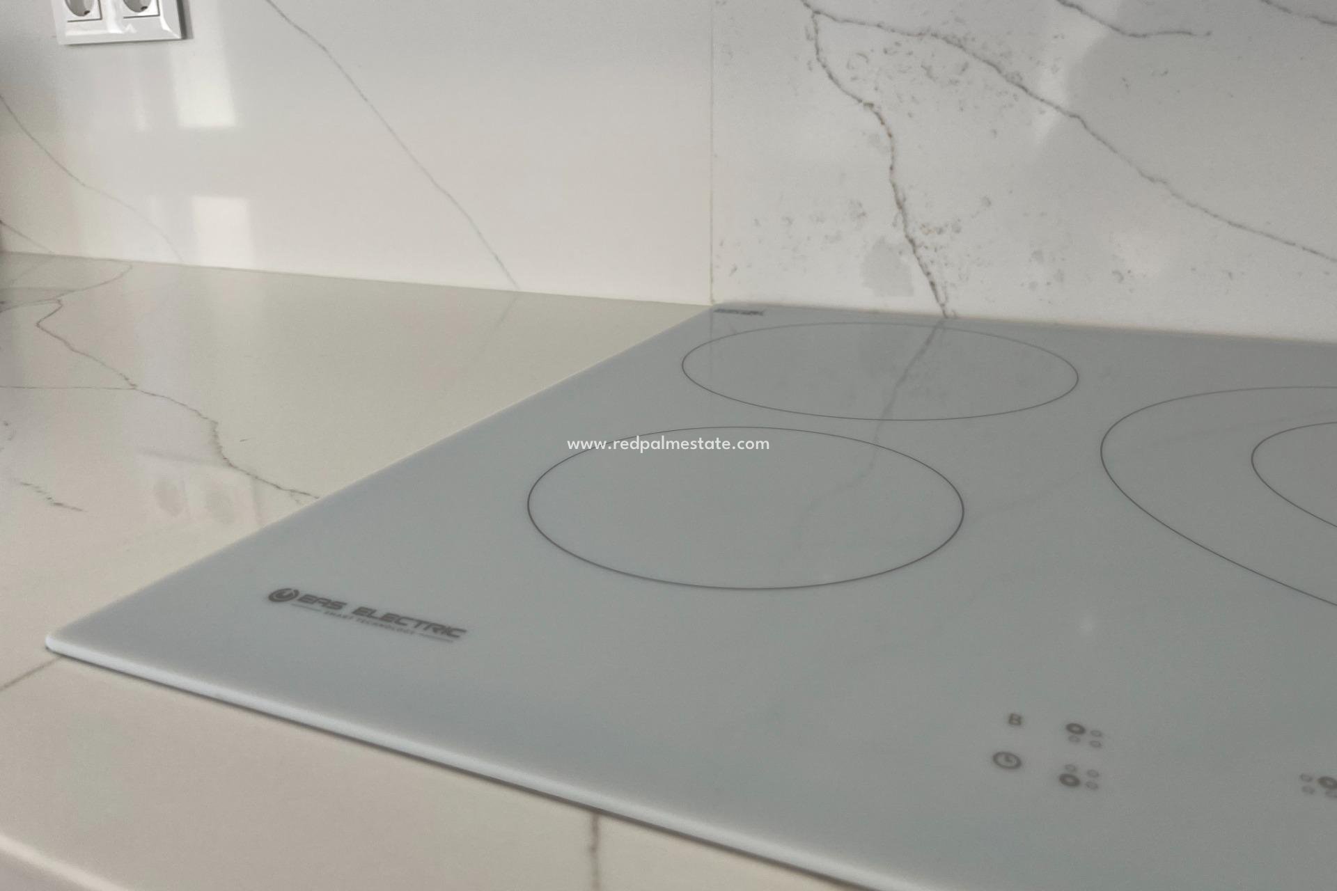 Revente - Appartements -
Torrevieja - Aguas Nueva