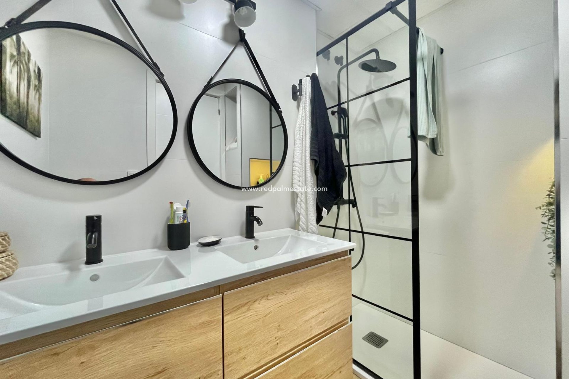 Revente - Appartements -
Torrevieja - Calas blanca