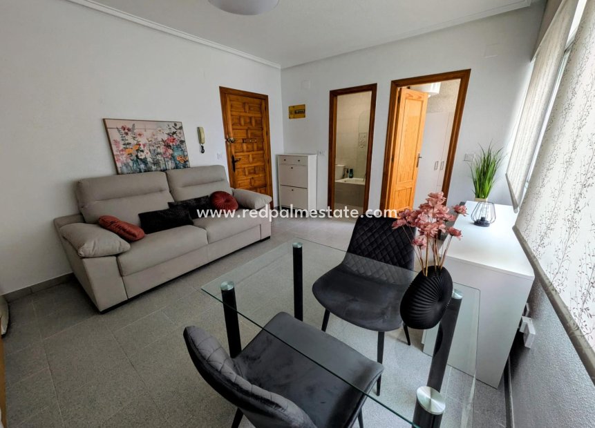Revente - Appartements -
Torrevieja - Center