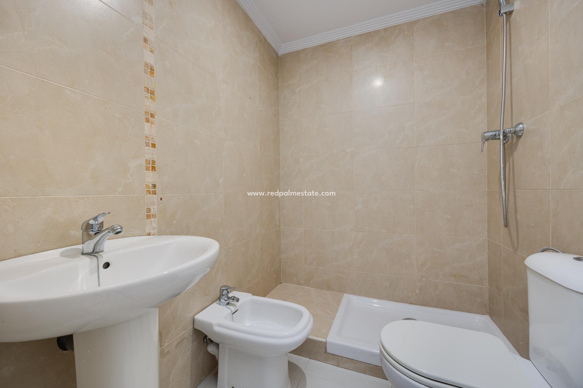 Revente - Appartements -
Torrevieja - Center