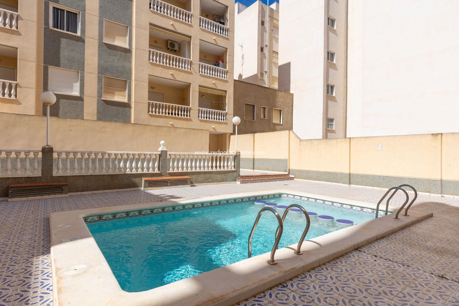 Revente - Appartements -
Torrevieja - Center