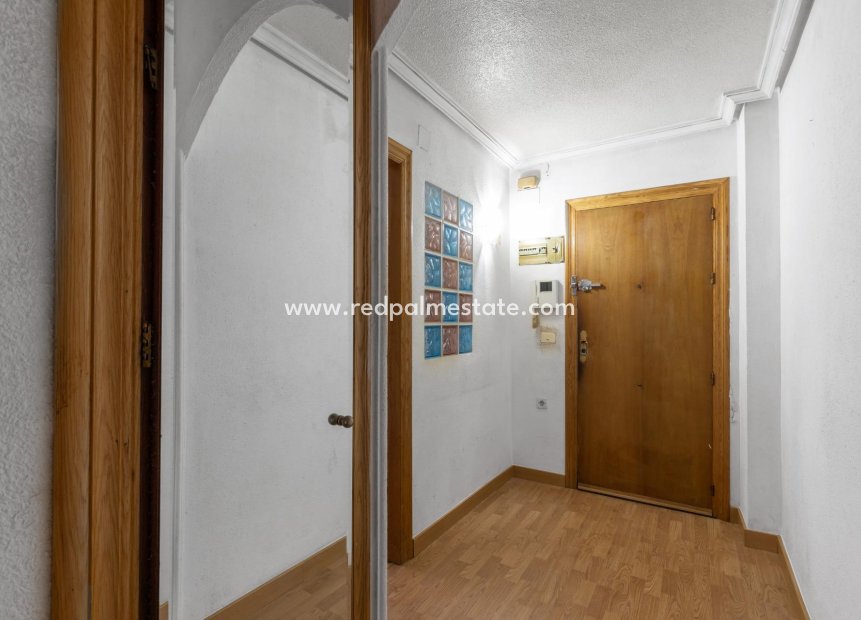 Revente - Appartements -
Torrevieja - Center