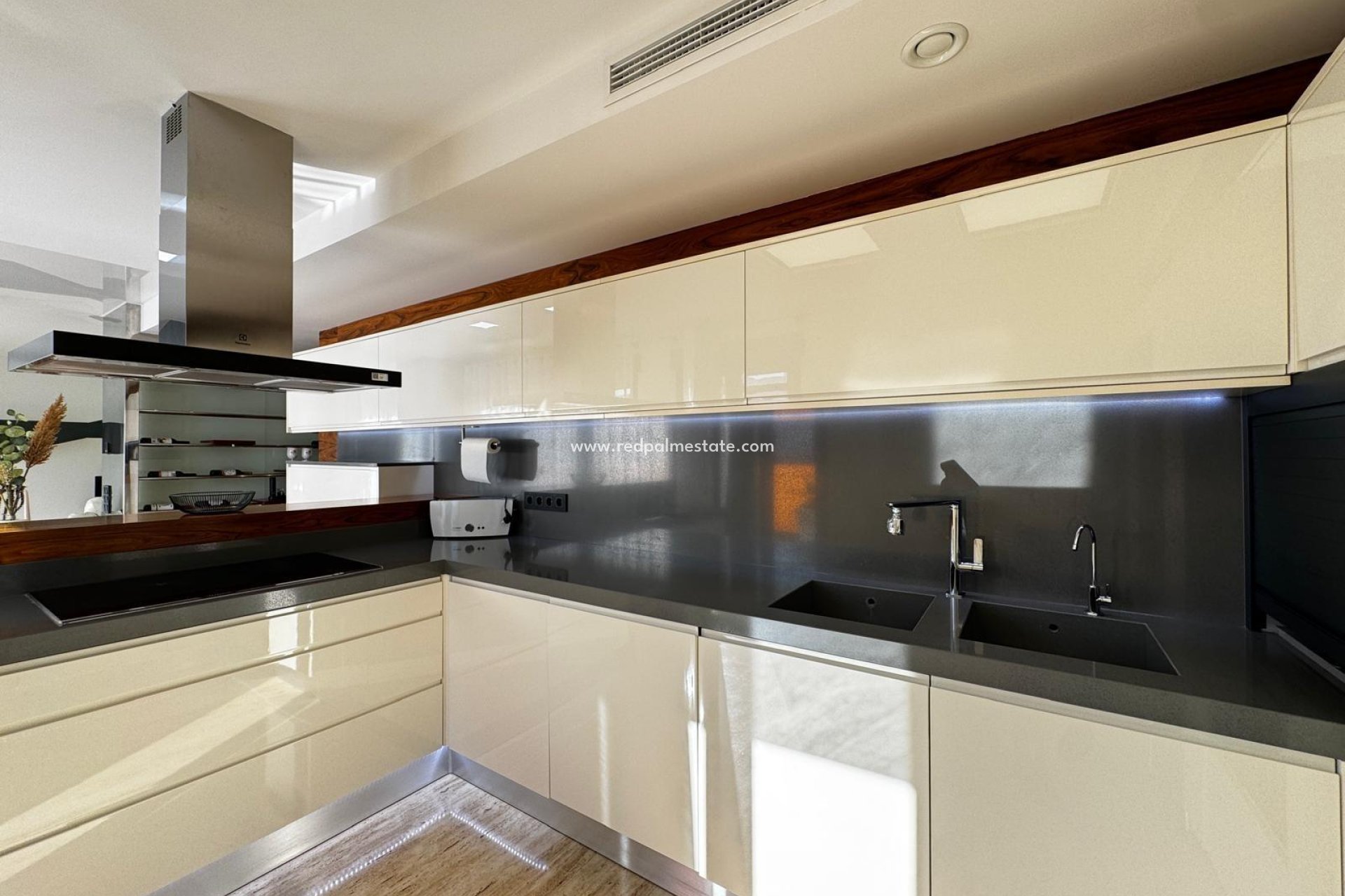 Revente - Appartements -
Torrevieja - Center