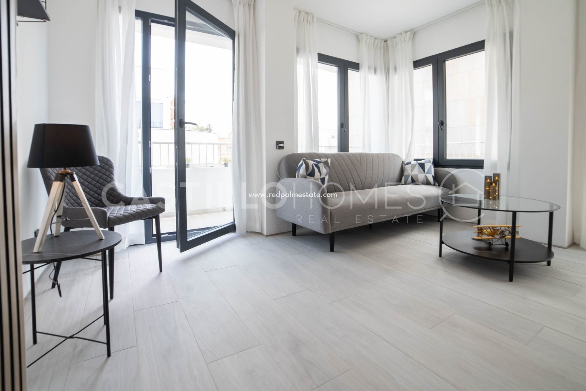 Revente - Appartements -
Torrevieja - Centro Torrevieja