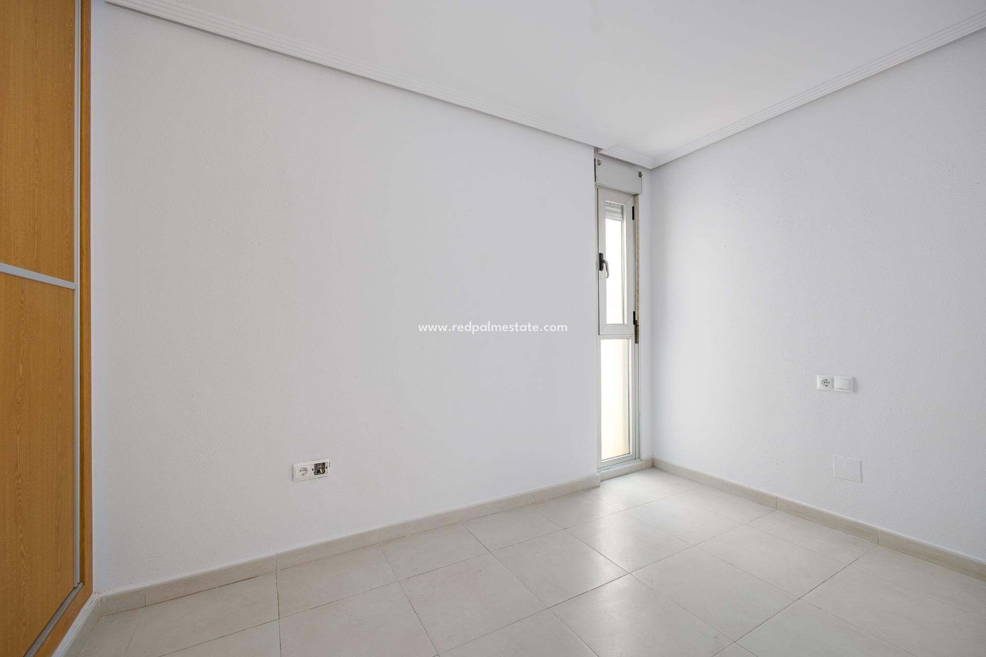 Revente - Appartements -
Torrevieja - Centro Torrevieja