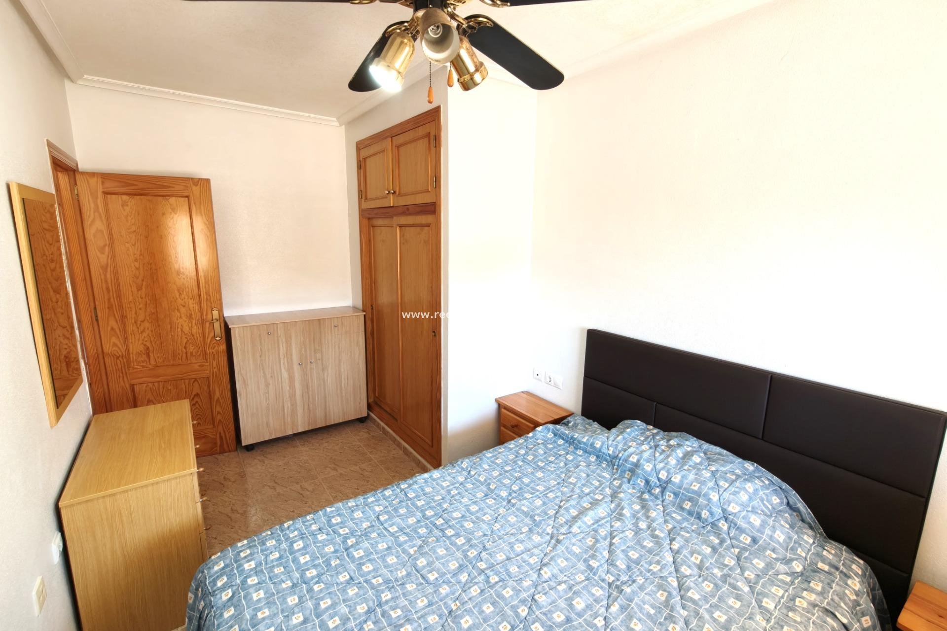 Revente - Appartements -
Torrevieja - Centro Torrevieja